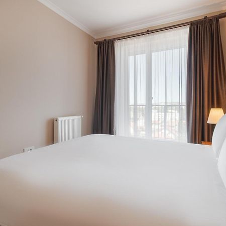 Warm Flat Lägenhet Oradea Exteriör bild