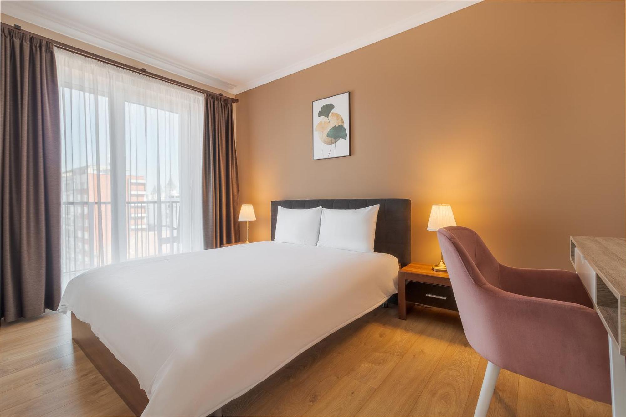Warm Flat Lägenhet Oradea Exteriör bild