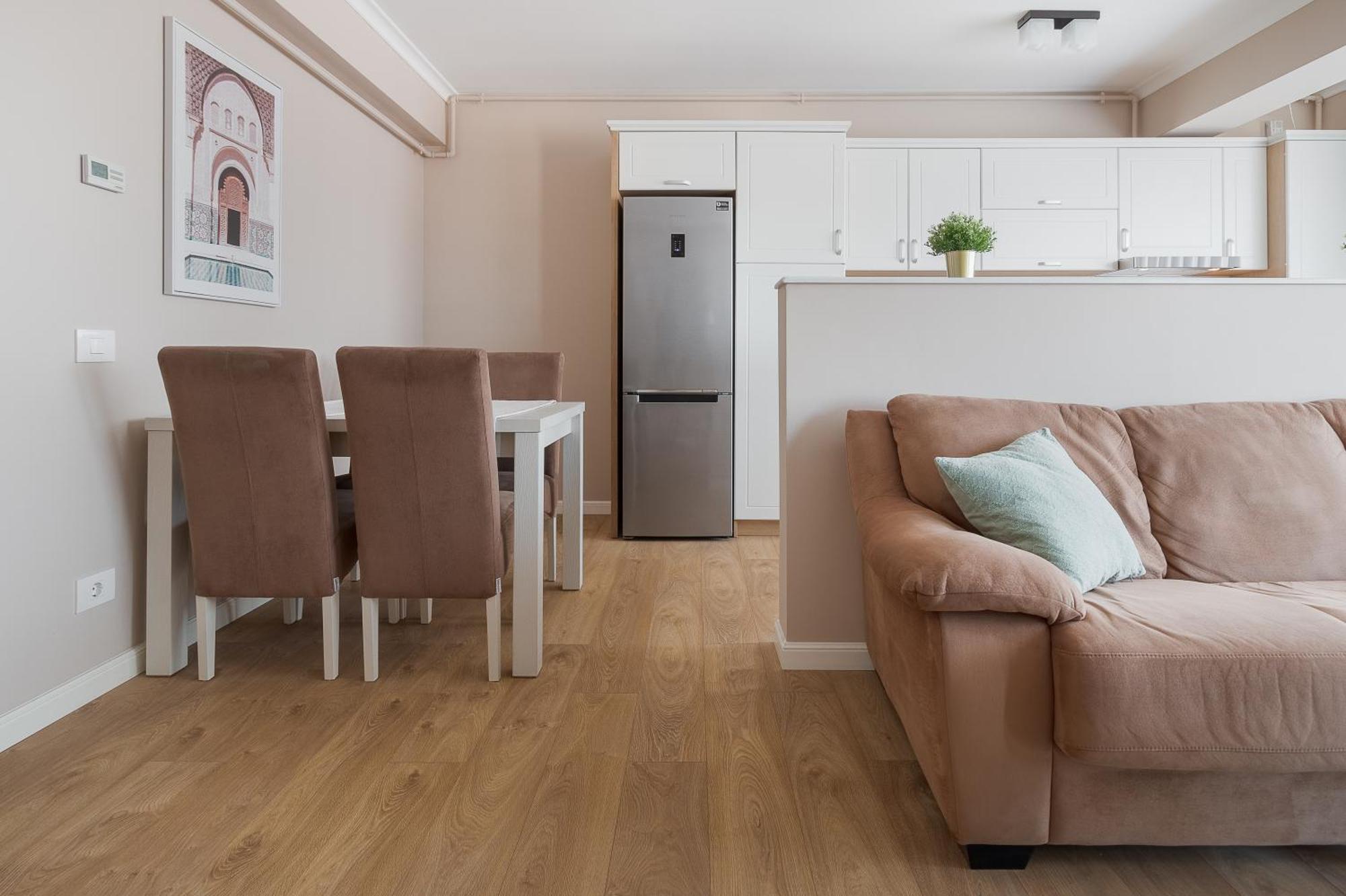 Warm Flat Lägenhet Oradea Exteriör bild